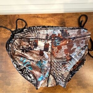 One Love One Tribe Reversible Women's Yoga Shorts